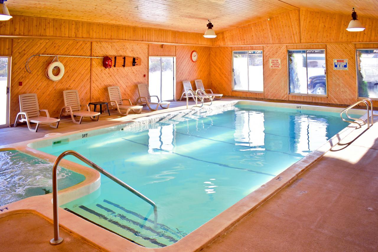 Americas Value & - Tahquamenon Country Newberry