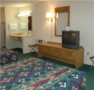 Hotel Americas Value & - Tahquamenon Country 2*