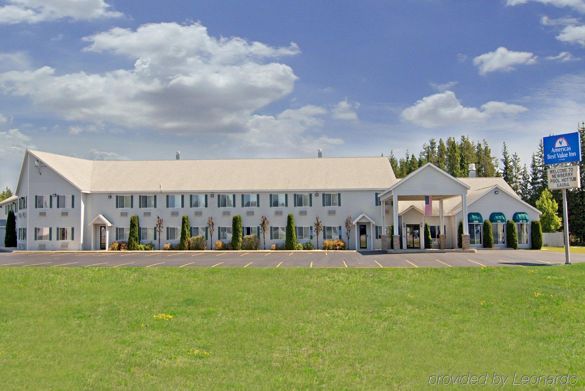 Hotel Americas Value & - Tahquamenon Country