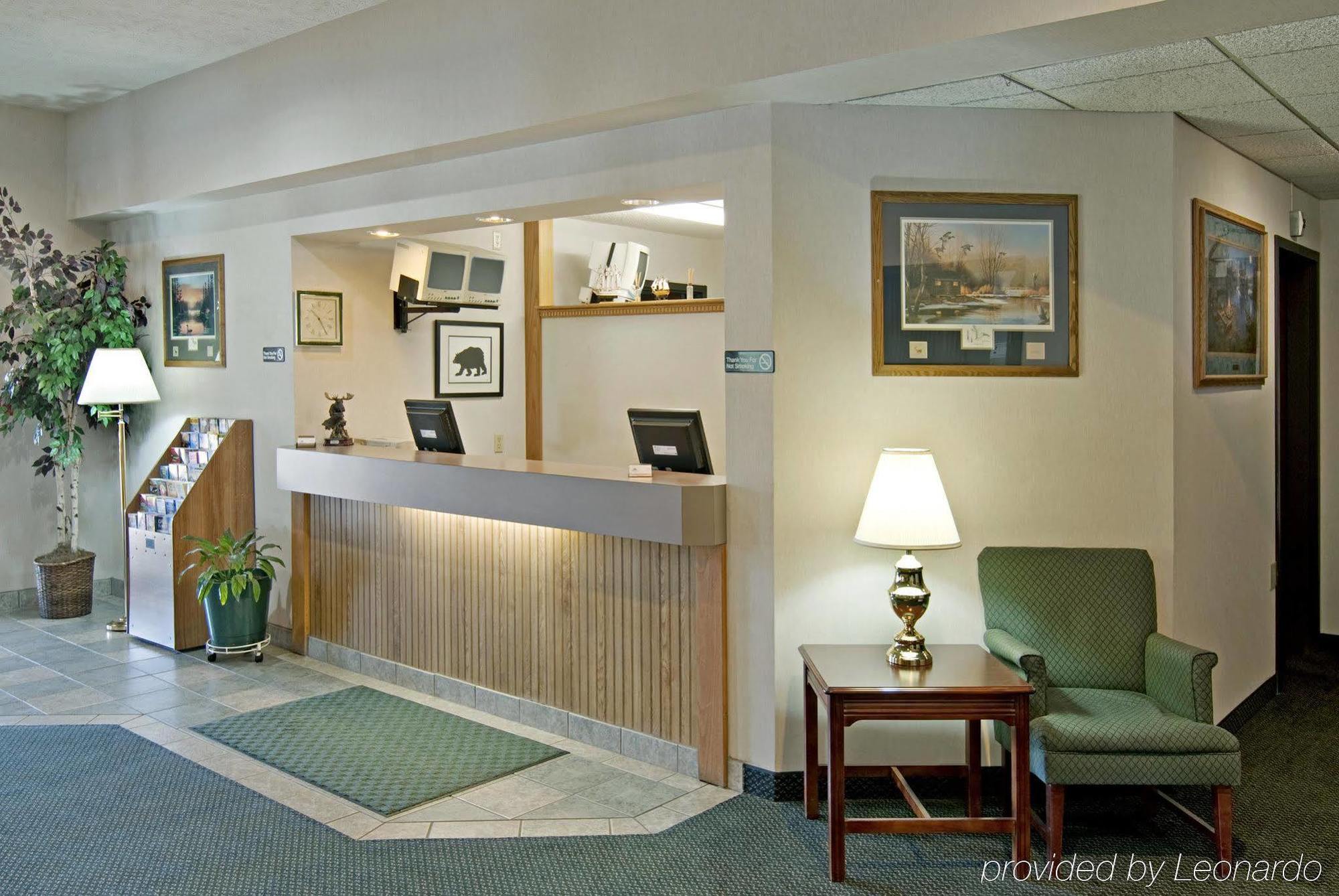 Americas Value & - Tahquamenon Country