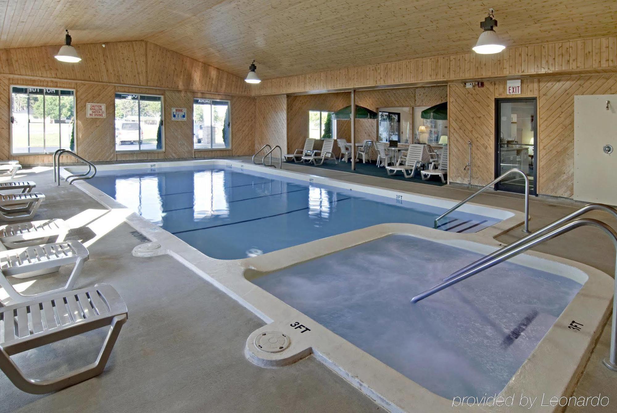 Hotel Americas Value & - Tahquamenon Country Newberry
