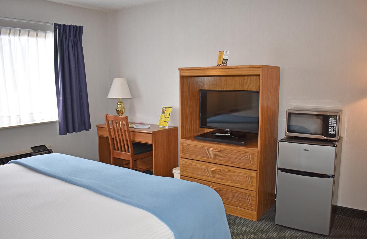 Americas Value & - Tahquamenon Country Hotel 2*