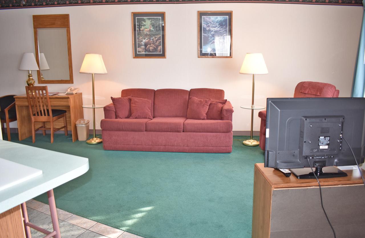 Americas Value & - Tahquamenon Country Hotel 2*