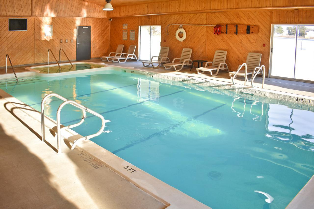 Hotel Americas Value & - Tahquamenon Country Newberry